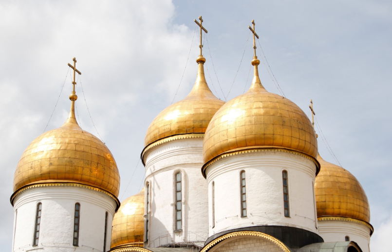 Священник Алексий перечислил пять запретов во время посещения церкви