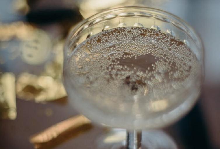 Диетолог Бурякова предупредила о смертельной опасности газировок