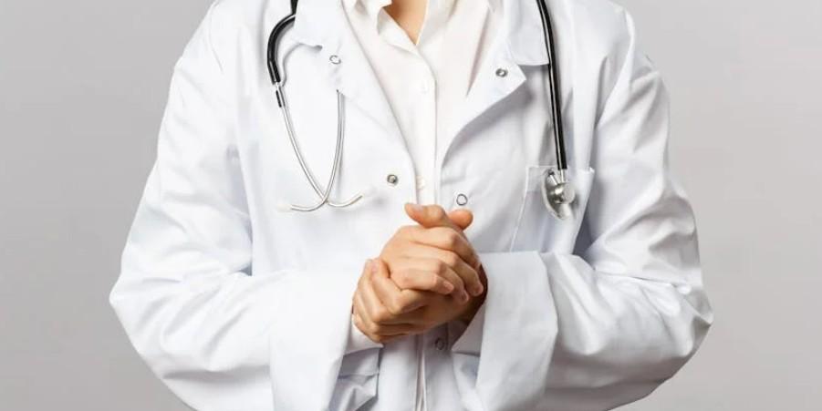 Уролог Лычагин объяснил, как езда за рулем в обтягивающих брюках приводит к бесплодию