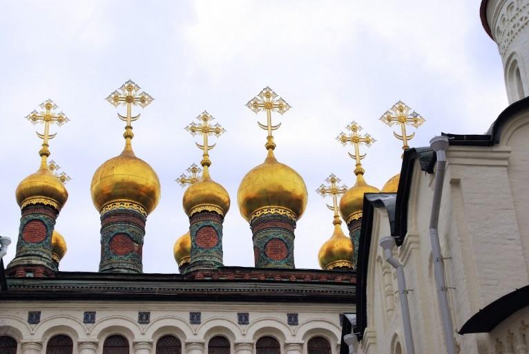 Иеромонах Онисим сообщил, как церковь оказывает помощь участникам СВО