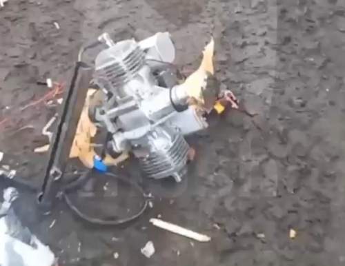 «Развалился на части»: ВС РФ показали на видео самодельный дрон ВСУ (ФОТО)