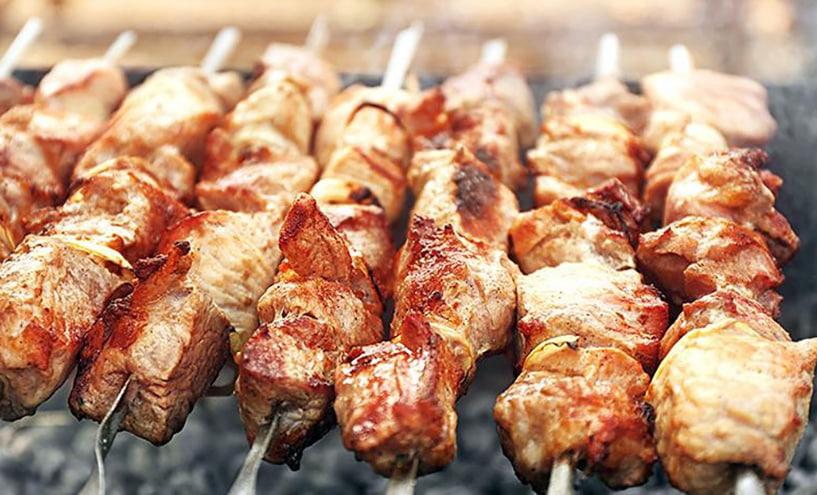 Шеф-повар Трофимов перечислил лучшие дрова для шашлыка