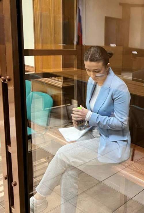 Блиновскую оставили в СИЗО, несмотря на мужа в зоне СВО (ВИДЕО)