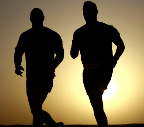 MedicalXpress: Бег в среднем возрасте улучшает состояние суставов