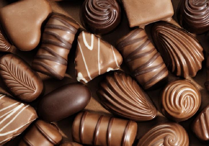 Диетолог Нефедова рекомендовала не исключать сладости из рациона