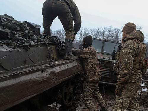 СМИ: ВС РФ заманили группировку ВСУ в огромный котел необычным маневром