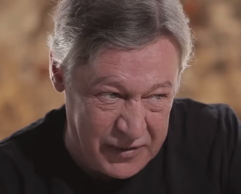 Семья погибшего в ДТП Захарова возмутилась желанием Ефремова выйти по УДО