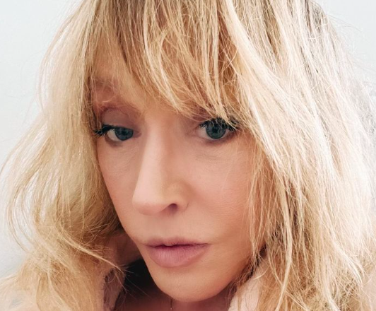 Аллу Пугачеву и Максима Галкина заметили на прогулке по Лимасолу