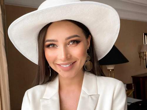 Блогер Лерчек получила премию &laquo;Женщина года&raquo;, взбесив Сеть (ФОТО, ВИДЕО)