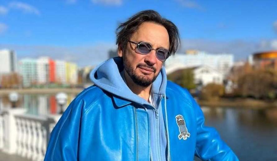 Стас Михайлов заявил, что ему жалко людей в Латвии из-за санкций