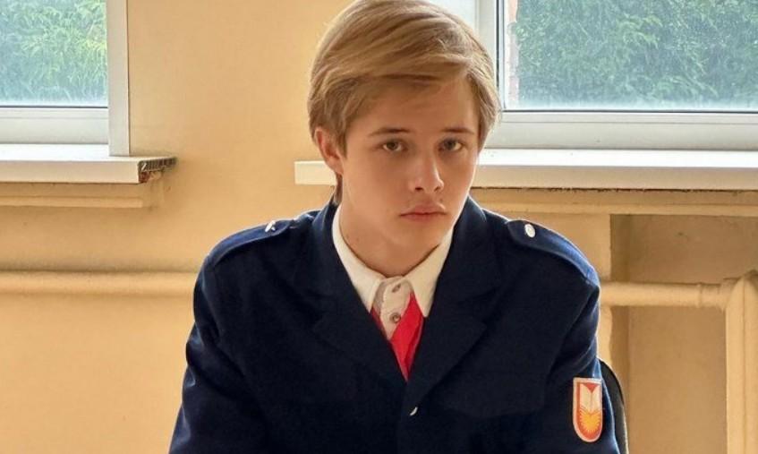 Звезда «Слова пацана» Кемстач оказался в компании сбежавшего из РФ Милохина