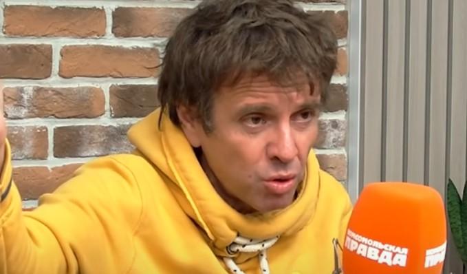 MAXIM Online: Как сейчас выглядит певец Андрей Губин MAXIM Online: Как сейчас выглядит певец Андрей Губин