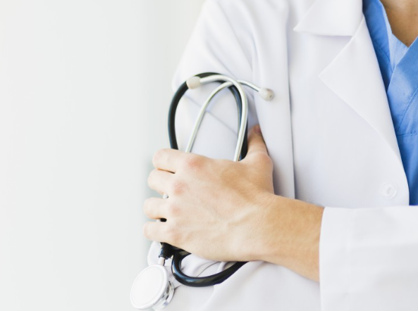 Врач Тяжельников посоветовал соблюдавшим пост не есть больше двух яиц на Пасху