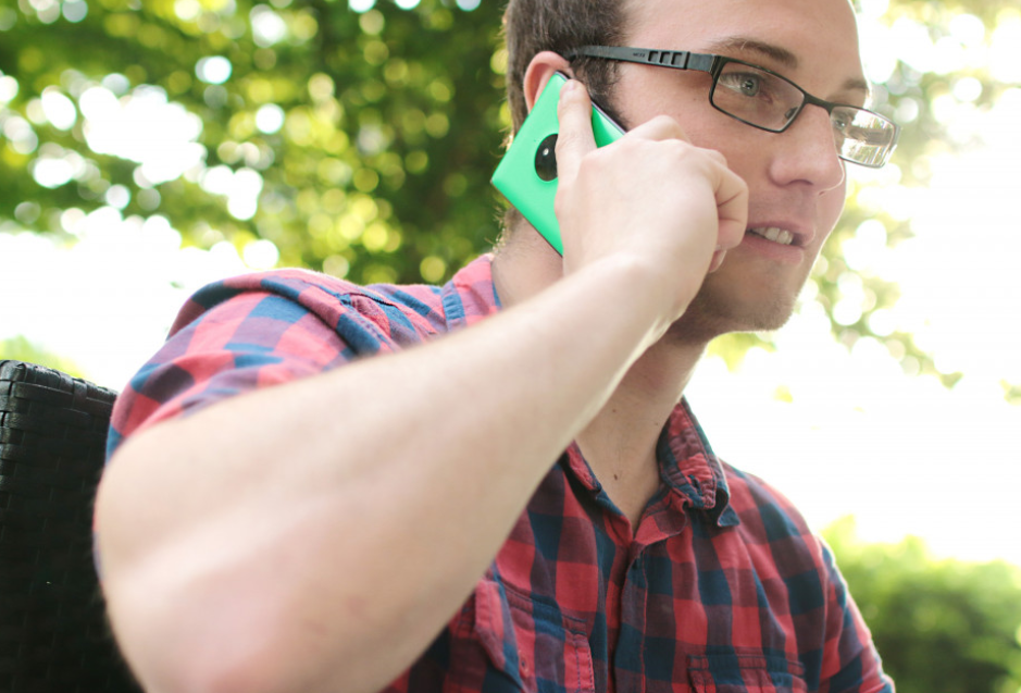 Почти 90% россиян одобрили запрет на рекламные звонки