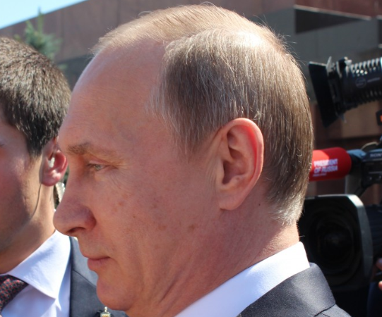 Депутат Пискарев предупредил о подготовке провокаций перед инаугурацией Путина