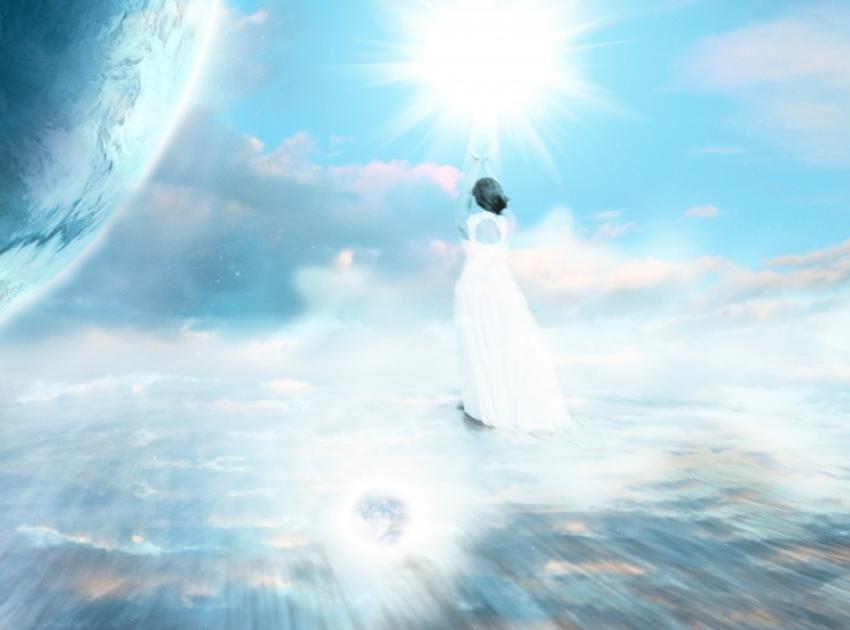 Канал «Святые места» объяснил, почему Бог забирает душу праведника и грешника Канал «Святые места» объяснил, почему Бог забирает душу праведника и грешника