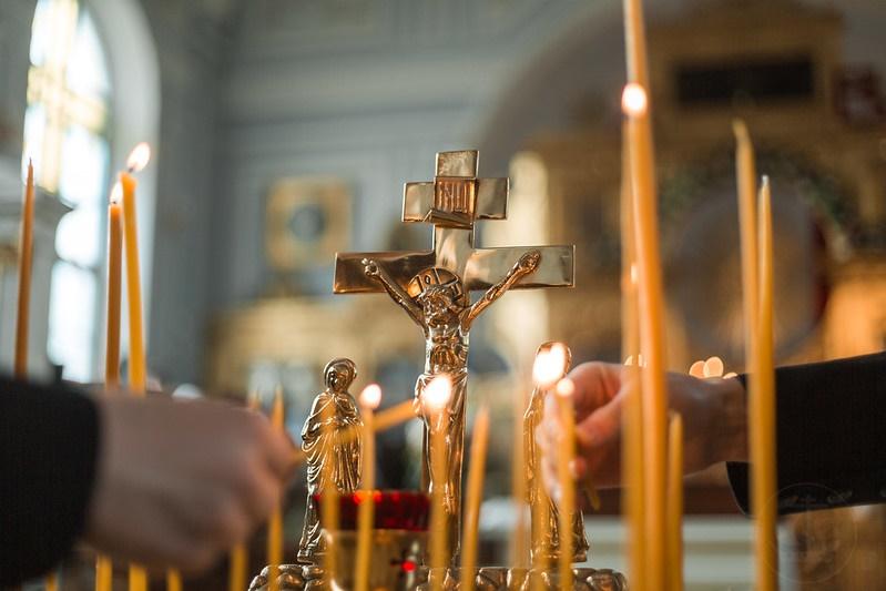 Протоиерей Козлов объяснил, почему нельзя поминать усопших до Радоницы