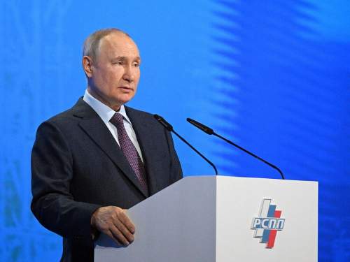 СМИ назвали министров, которые могут не войти в состав нового правительства РФ