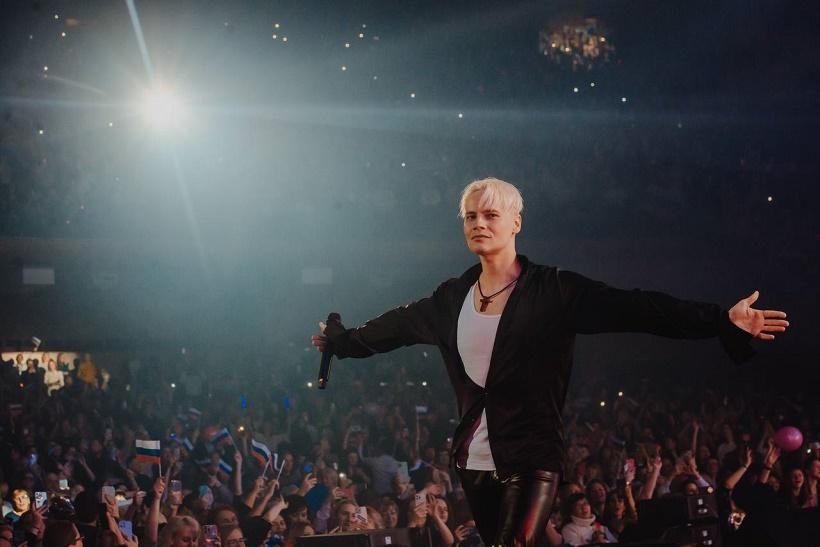 SHAMAN был тронут выступлением 11-летнего барнаульца, чей отец погиб на СВО