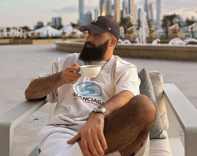 Звезда стендапа Амарян рассказал о своём отношении к уехавшим из РФ комикам