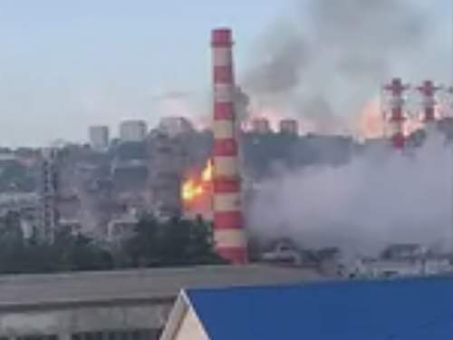 БПЛА ВСУ атаковали РФ: в Туапсе загорелся НПЗ, в Белгороде погибли мать с дочкой