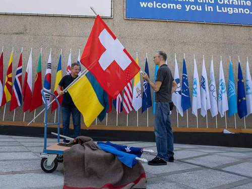 Два мировых лидера отказались ехать на мирную конферернцию по Украине в Швейцарию без участия России