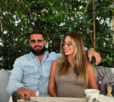 Беременная Кети Топурия показала совместное фото с мужем на отдыхе