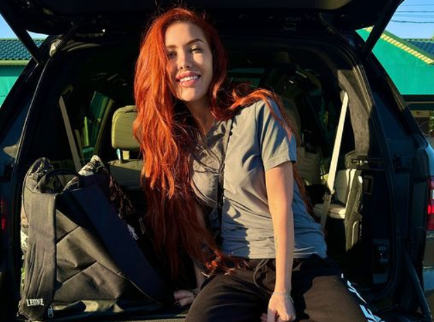 Николь Кузнецова покинула 24 сезон шоу «Битва экстрасенсов» Николь Кузнецова покинула 24 сезон шоу «Битва экстрасенсов»