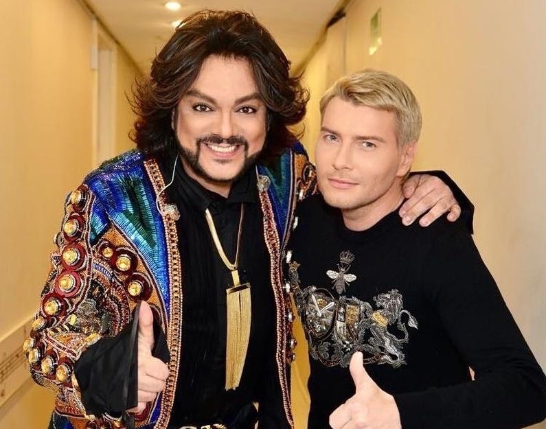 Стоматолог Муссуров: Киркоров и Басков прячут верхние зубы за накладками