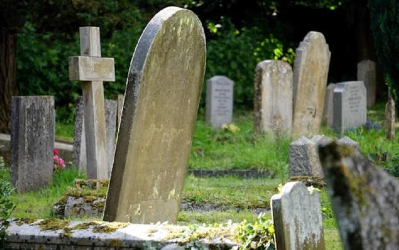 В Канаде люди стали отказываться хоронить родственников из-за дороговизны В Канаде люди стали отказываться хоронить родственников из-за дороговизны