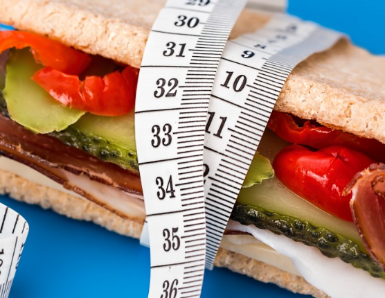 Шотландские ученые признали деньги эффективной мотивацией для похудения у мужчин