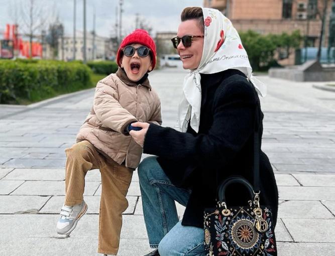 Татьяна Брухунова показала подросшую дочь от Евгения Петросяна