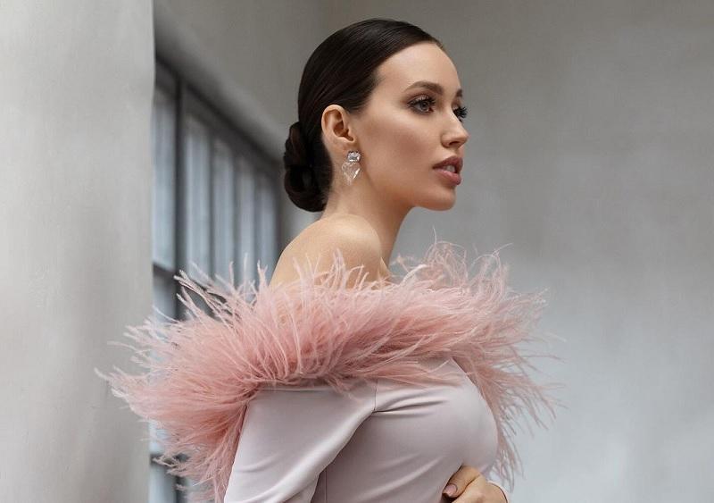 Супруга Дмитрия Тарасова Анастасия Костенко раскрыла вес после четвертых родов