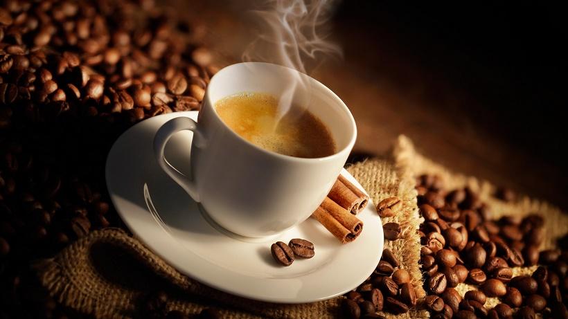 В Ferra сообщили, кому нельзя употреблять кофе натощак