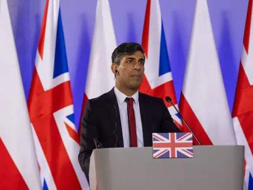 Сунак объявил «день позора» в Великобритании после скандала с зараженной кровью