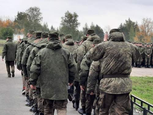 Мобилизация в России в 2024 году: СМИ выяснили, что ждать россиянам после снятия Шойгу Мобилизация в России в 2024 году: СМИ выяснили, что ждать россиянам после снятия Шойгу