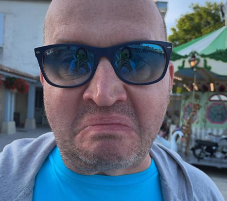 Сергей Бурунов вышел в свет с бизнесвумен Екатериной Леви Сергей Бурунов вышел в свет с бизнесвумен Екатериной Леви