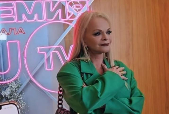 Лариса Долина на премии RU.TV раскрыла свой секрет стройности