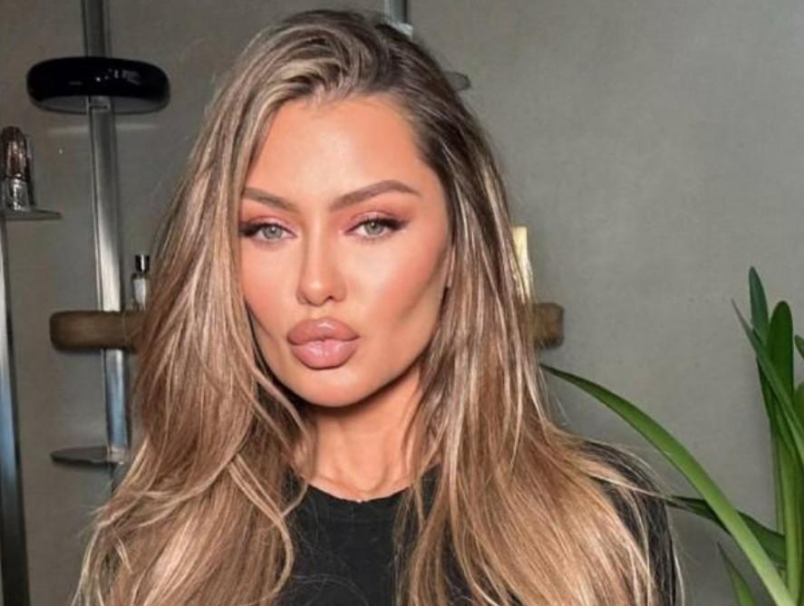 Ксения Собчак высмеяла Боню за наряд в Каннах