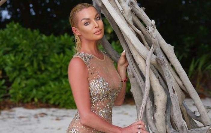 Анастасия Волочкова рассказала, что самостоятельно зарабатывает деньги с 17 лет