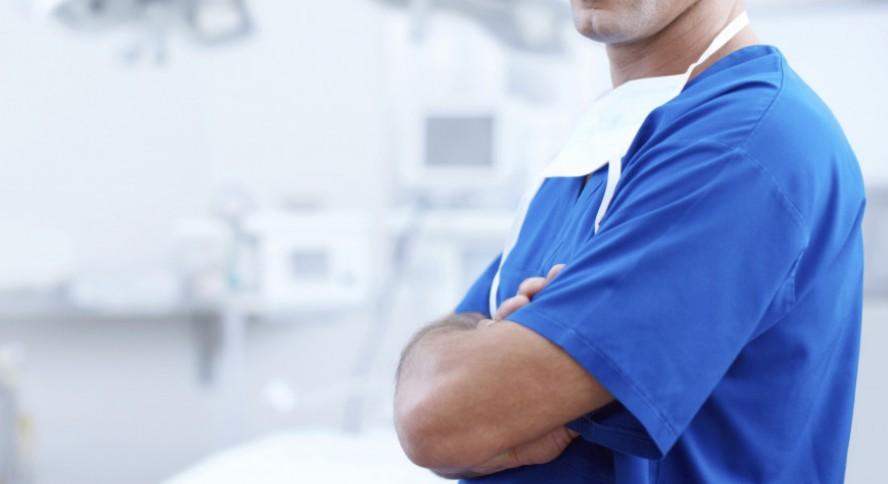 Стоматолог Антипенко назвал время, в которое лучше чистить зубы