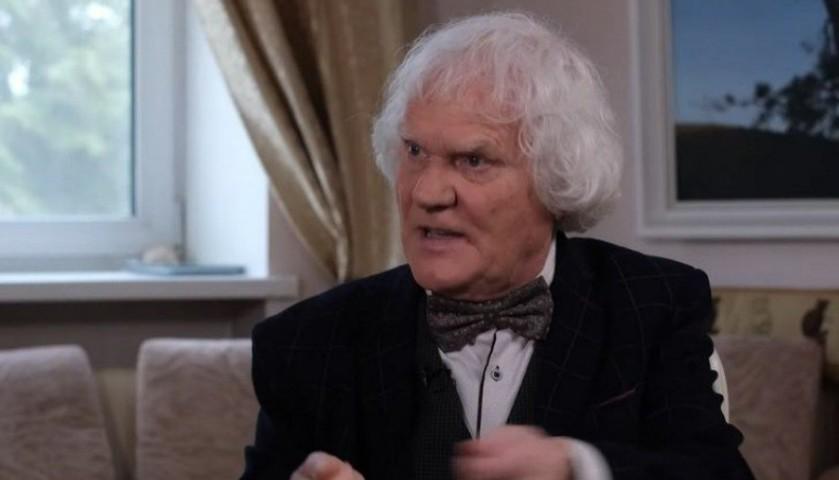 Юрий Куклачев впервые рассказал, как заработал инфаркт прямо на сцене Юрий Куклачев впервые рассказал, как заработал инфаркт прямо на сцене