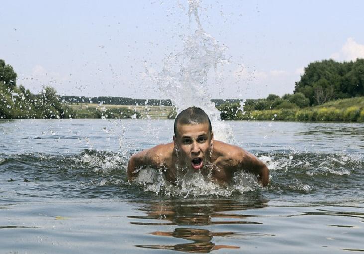 Роспотребнадзор перечислил признаки непригодных для купания водоёмов Роспотребнадзор перечислил признаки непригодных для купания водоёмов