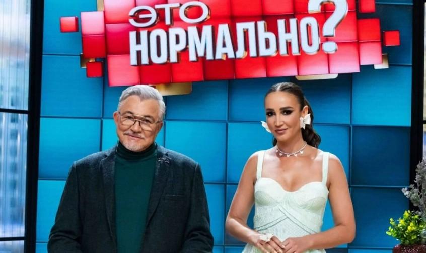 Дмитрий Дибров назвал плюсы отношений с молодыми девушками