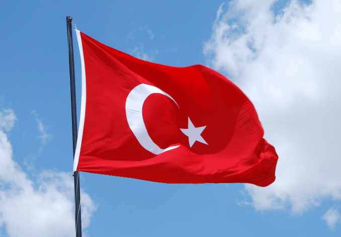 В Турции заменили недостающих российских туристов азиатами В Турции заменили недостающих российских туристов азиатами