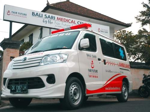 «Прыщи превратились в пузыри»: российская семья заразилась загадочной болезнью на Бали (ВИДЕО) «Прыщи превратились в пузыри»: российская семья заразилась загадочной болезнью на Бали (ВИДЕО)