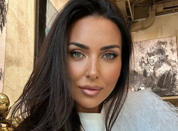 Сябитова считает, что в браке с Абрамовым Алсу много терпела