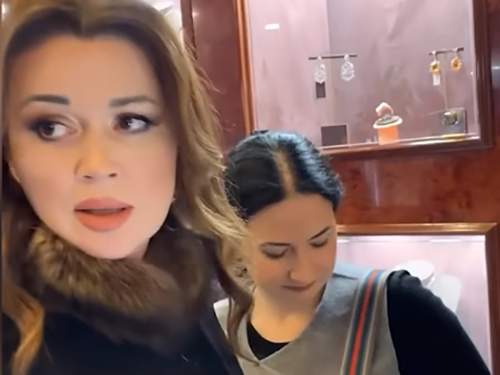 Анфиса Чехова показала видео последнего появления Заворотнюк на публике (ВИДЕО) Анфиса Чехова показала видео последнего появления Заворотнюк на публике (ВИДЕО)