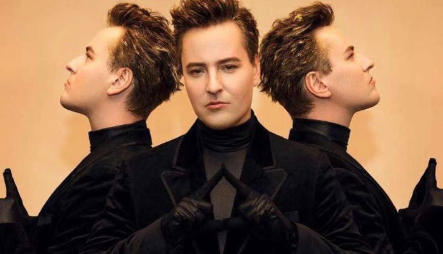 Певец Витас показал в Сети фото детей на отдыхе