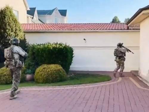 ФСБ &laquo;накрыла&raquo; ОПГ из высокопоставленных чиновников и силовиков КЧР (ВИДЕО)